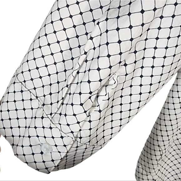 Worthington white and black geometric 3/4 sleeve button down top - Picture 6 of 11